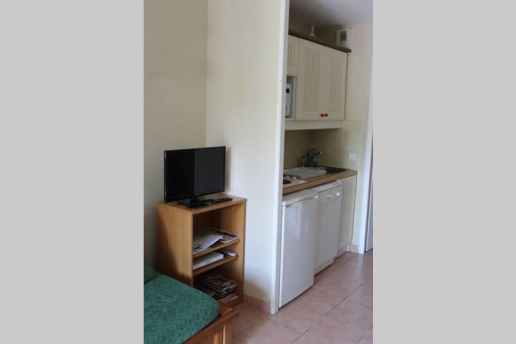 Residence Du Lac-Monflanquin Appartement Rdc Εξωτερικό φωτογραφία